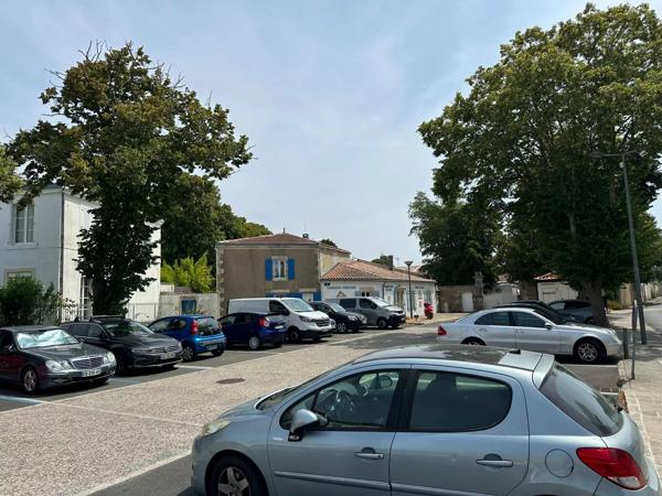 Vente                                                      Appartement
                        
                     1 pièces                      16 m2                     à Aytré