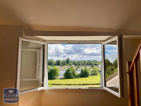 Appartement à louer 3 pièces 49.95m² Saint-Yrieix-la-Perche (87500)