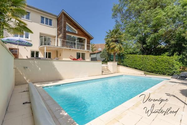 Maison à vendre 6 pièces PALAISEAU (91)210m²-4 chambres-garage-piscine-1330m²