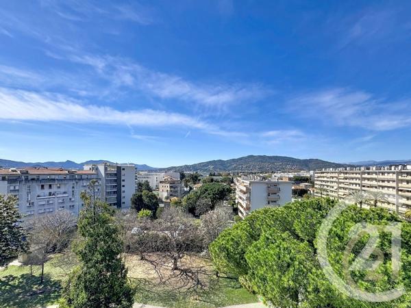 Appartement F3 à vendre  3 pièces - 58 m2 CANNES LA BOCCA - 06
