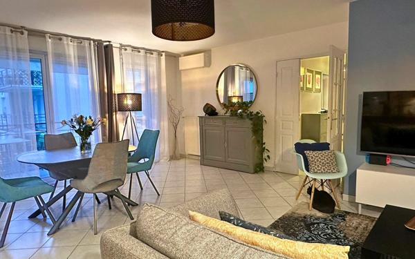 Appartement à vendre    5 pièces • 116,87 m2 Lyon 9