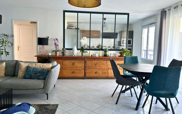 Appartement à vendre    5 pièces • 116,87 m2 Lyon 9