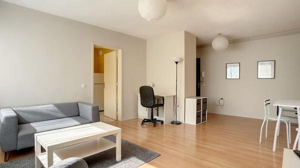 A Louer PAU secteur Clinique Marzet/ Eglise Notre-Dame - Appartement T2 meublé avec cave et parking privatif