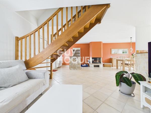 MAISON À VENDRE DE 5 PIÈCES DE 110,00 M²