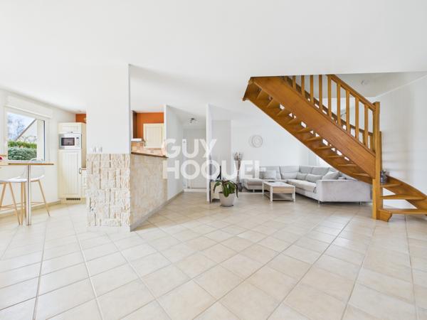 MAISON À VENDRE DE 5 PIÈCES DE 110,00 M²