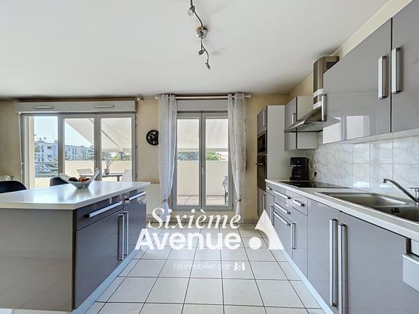 Appartement 4 pièces 100.17 m2