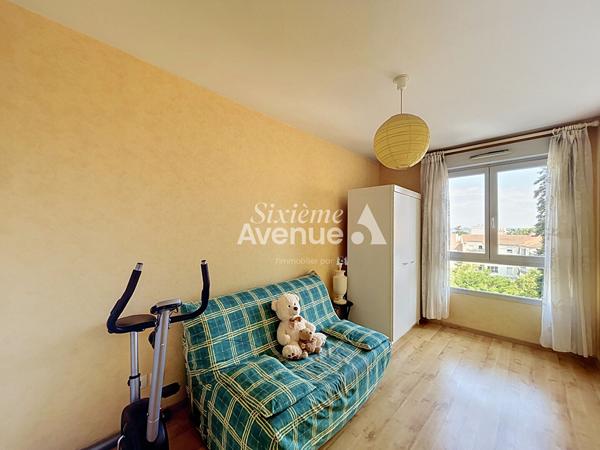 Appartement 4 pièces 100.17 m2