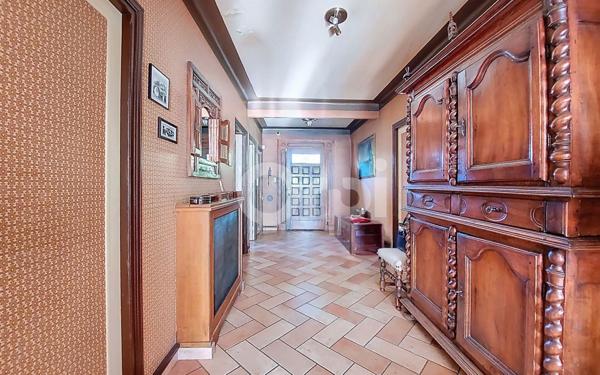 Maison à vendre    6 pièces •  Albertville