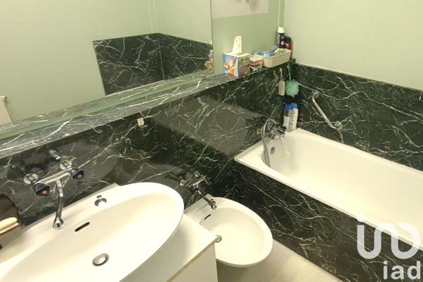 Appartement 4 pièces de 79 m² à Langeac (43300)