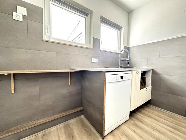 Maison 70 m2, 2 chambres, terrasse, jardin, véranda, garage, sous-sol