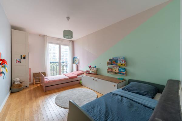Appartement Suresnes 4 pièce(s) 75 m2