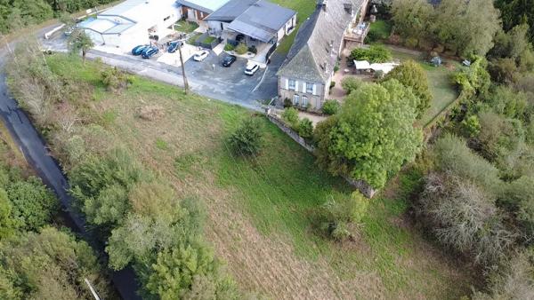 Terrain sur la commune d'Ussac 2471 m2