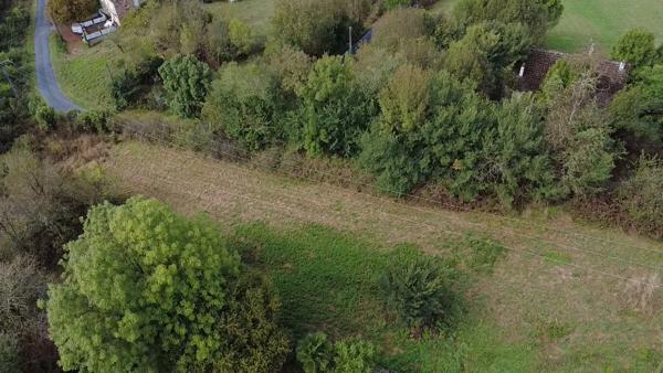 Terrain sur la commune d'Ussac 2471 m2