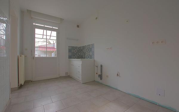 Maison à louer    3 pièces •  Lassigny