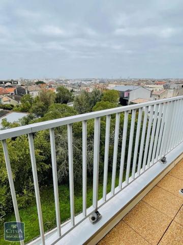 Appartement à louer 2 pièces 39.33m² Bordeaux (33000)