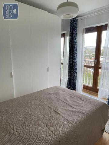 Appartement à louer 2 pièces 39.33m² Bordeaux (33000)