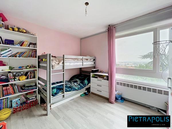 Proche fac de médecine T4 Montmein