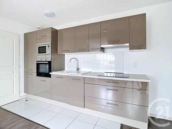 Appartement F2 à vendre  2 pièces - 30 m 2   CREPY EN VALOIS  - 60