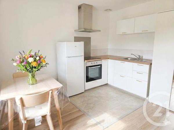 Appartement F2 à vendre  2 pièces - 30 m 2   CREPY EN VALOIS  - 60