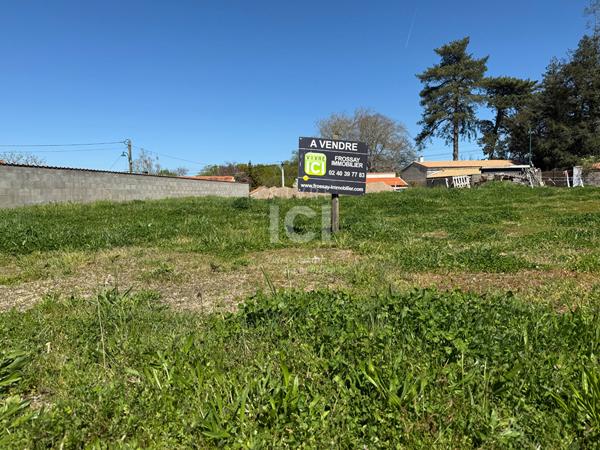 Terrain Chaumes En Retz de 533 m²