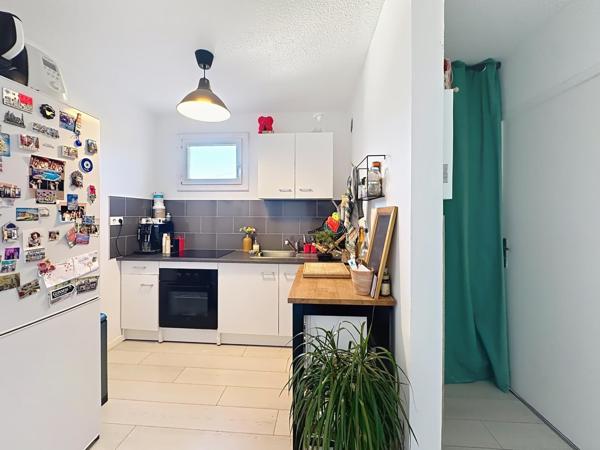 Appartement T2 – Vue dégagée avec aperçu mer – Sanary-sur-Mer