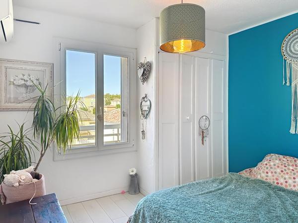 Appartement T2 – Vue dégagée avec aperçu mer – Sanary-sur-Mer