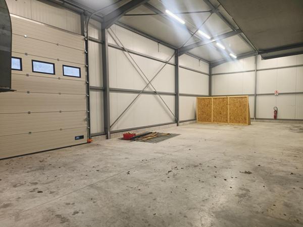 Local industriel rénové, modernité et fonctionnalité