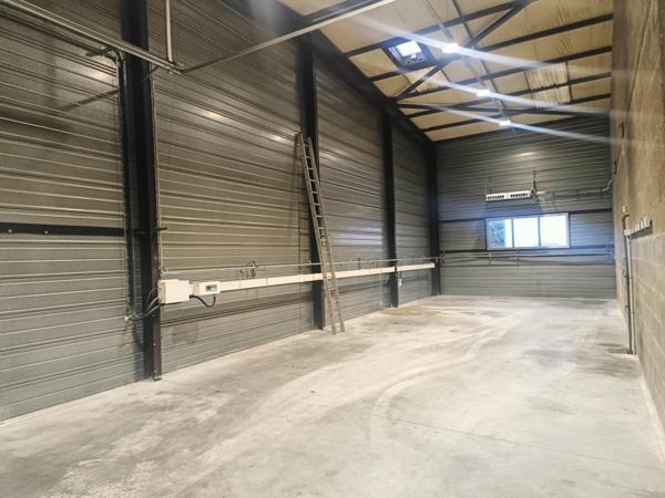 Local industriel rénové, modernité et fonctionnalité