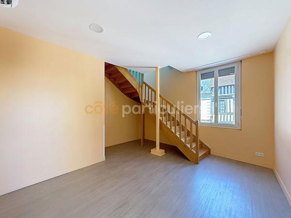 Vente
                Immeuble537 m² - 24 Pièces -
                    CONCHES EN OUCHE (27190)