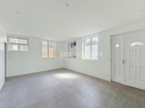 Vente
                Immeuble537 m² - 24 Pièces -
                    CONCHES EN OUCHE (27190)