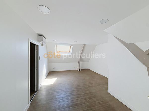 Vente
                Immeuble537 m² - 24 Pièces -
                    CONCHES EN OUCHE (27190)