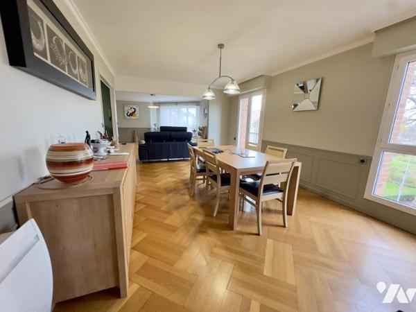 RARE A LA VENTE EN CENTRE VILLE : APPART T4 TRAVERSANT DE 133M² 2 BALCONS GARAGE+ PARKING