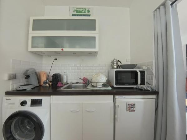 A Corbeil-Essonnes, appartement 2 pièces, jardin 95 m2, occupé, à 2 pas de la gare