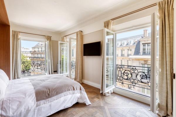 Vente Appartement de luxe Paris 8 3 Pièces 132 m²