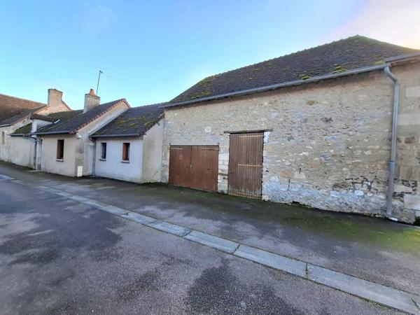 À vendre - Maison mitoyenne 1 côté, 5 pièces située à Saint-Rémy-du-Val (72600)