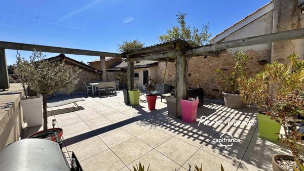Maison avec grande terrasse en Rooftop à vendre 6 pièces PORTE DES PIERRES DOREES (69)