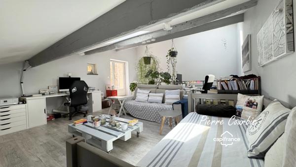 Maison avec grande terrasse en Rooftop à vendre 6 pièces PORTE DES PIERRES DOREES (69)