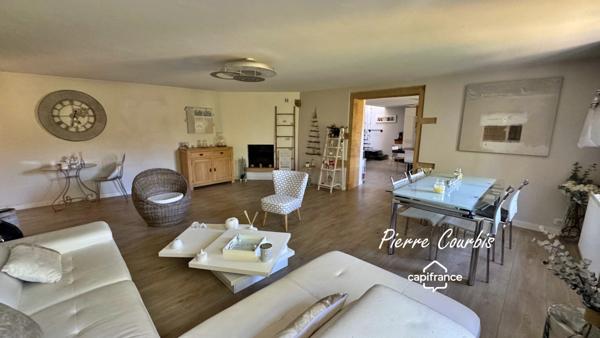 Maison avec grande terrasse en Rooftop à vendre 6 pièces PORTE DES PIERRES DOREES (69)