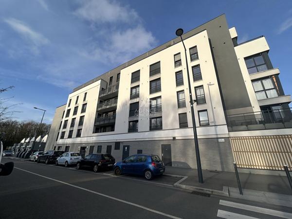 Appartement Poissy 3 pièce(s) 239 900 € **  - Référence  9028