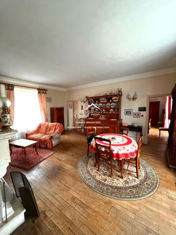 Maison ancienne avec beaucoup de charme sur le secteur de Loches