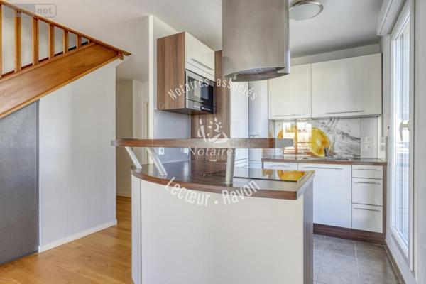 Appartement à vendre à Montigny-le-Bretonneux dans les Yvelines (78180), ref : 92076-125