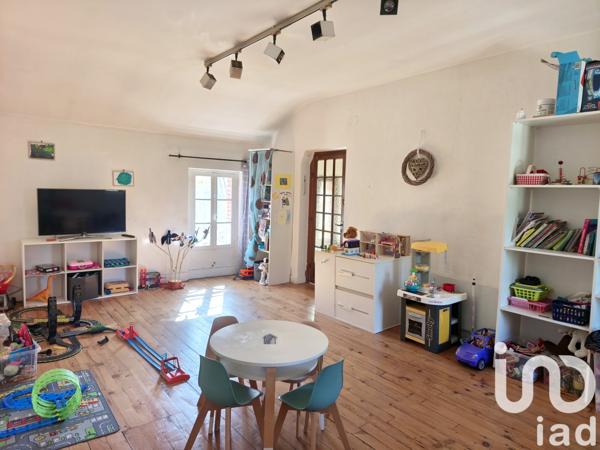 Maison à vendre 7 pièces 250 m² Vic-en-Bigorre
