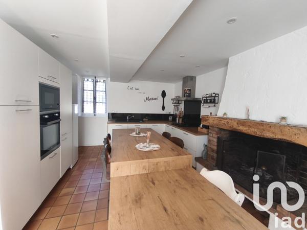 Maison à vendre 7 pièces 250 m² Vic-en-Bigorre