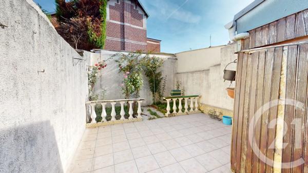 Maison à vendre  4 pièces - 81,55 m 2   ST QUENTIN  - 02