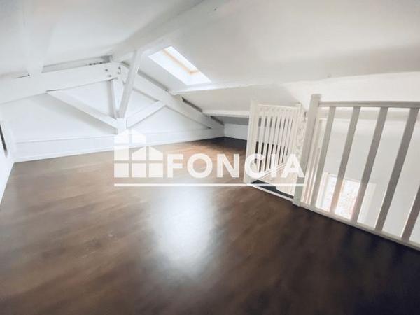 Location Appartement 2 pièces 35.98 m² - 143 COURS LIEUTAUD/8 AV CDT IMHAUS Marseille 13006