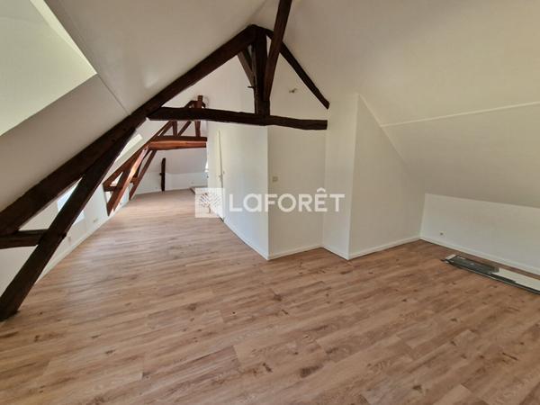 Location appartement Montereau-Fault-Yonne - 1 pièce(s) - 33 m² - 550 € / mois
