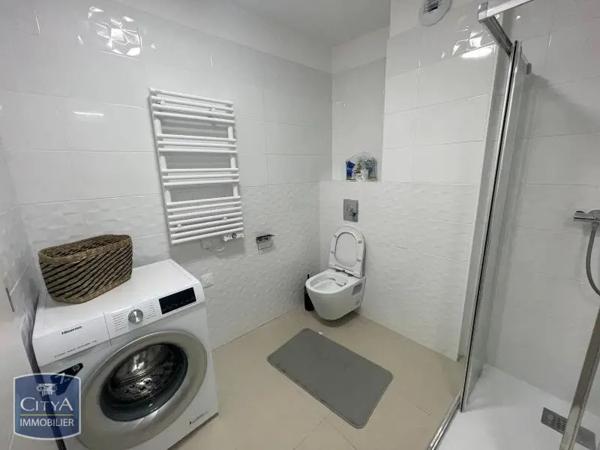 Appartement à louer 2 pièces 43.45m² Antibes (06600)