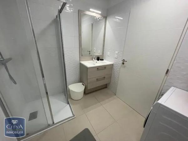 Appartement à louer 2 pièces 43.45m² Antibes (06600)