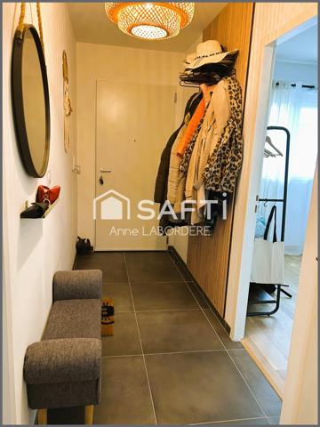 Appartement récent aux prestations haut de gamme.