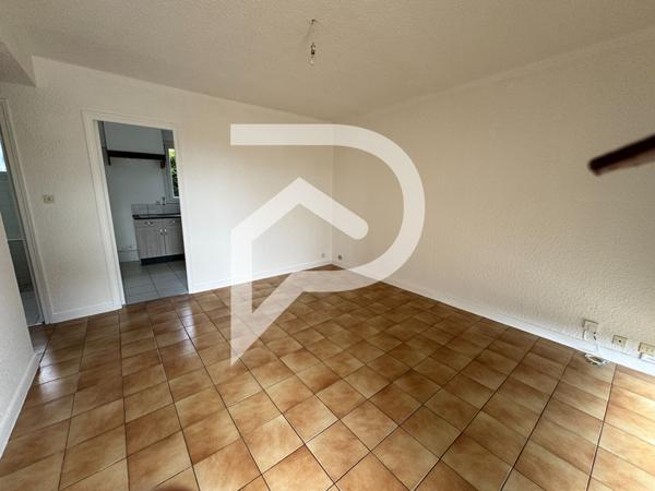 APPARTEMENT 3 PIECES POITIERS AVEC 2 PLACES DE STATIONNEMENT